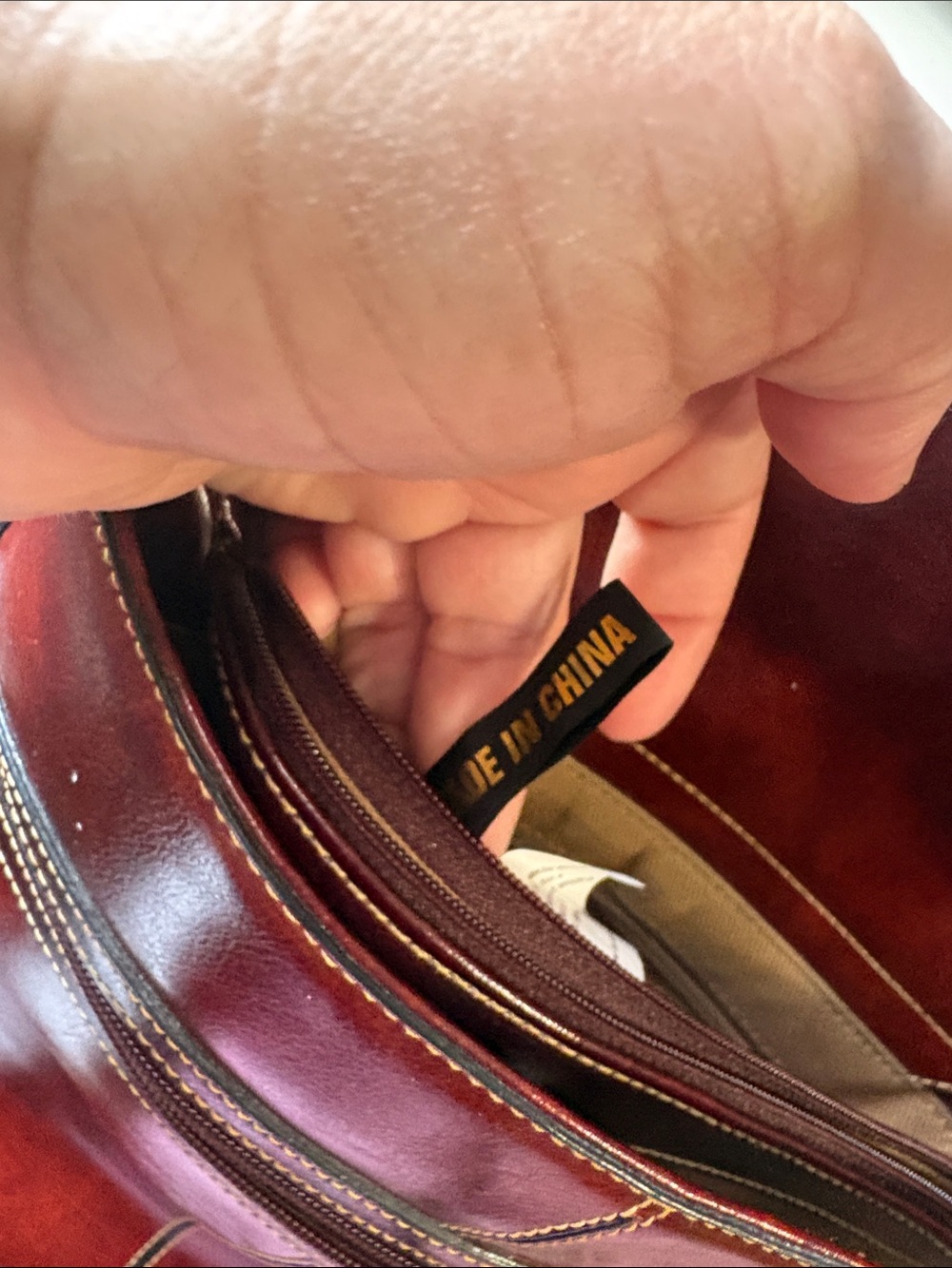 Gucci Brown Leather Messenger Bag with Front Zip Pocket - Picture 5 of 13